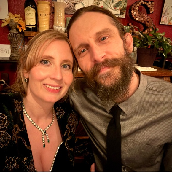 Meet your Posher, Kelly - Picture 2 of 5